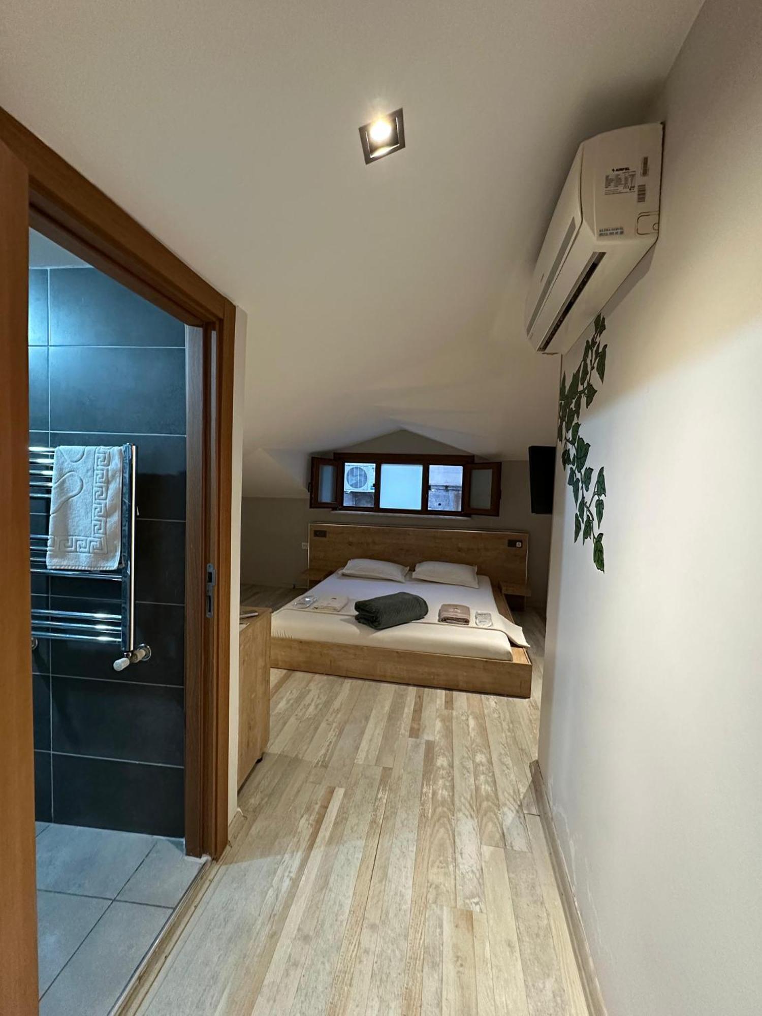 Hotel Social House Mil